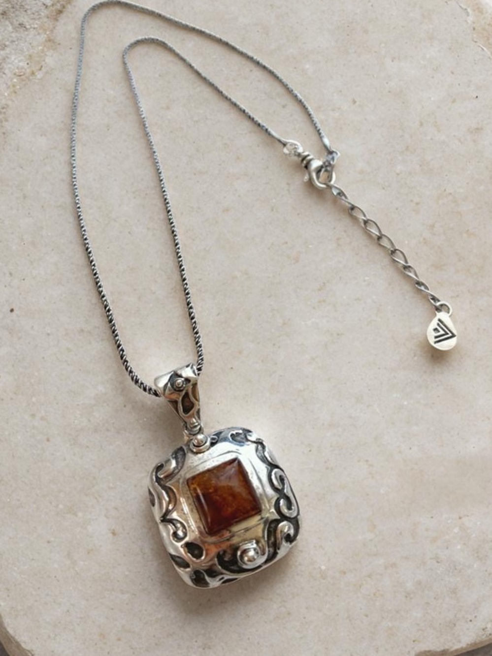 Silpada Sterling and Ambers Pendant on Silpada Oxidized 18 inch necklace. S0908